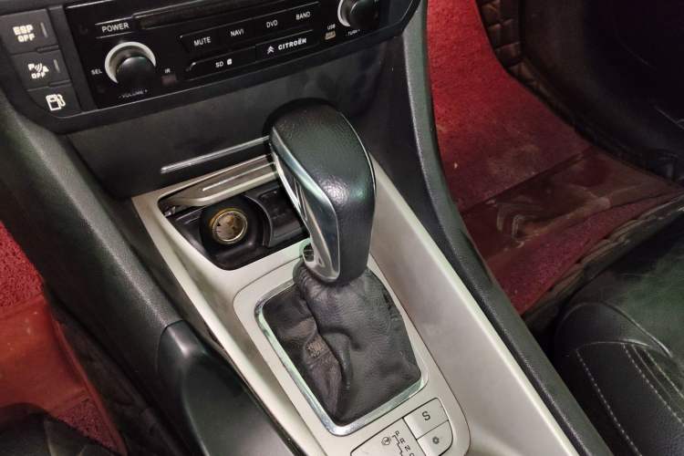 Used Citroen C5 2011 2.3L Automatic Zunyu Version Gear Lever