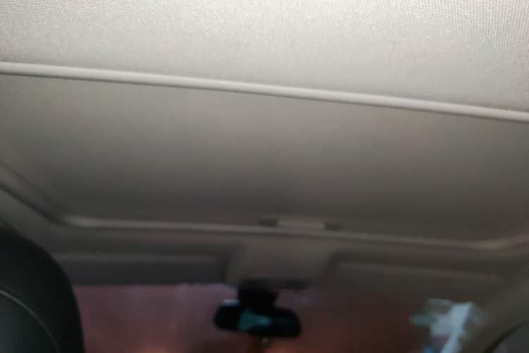 Used Citroen C5 2011 Dongfang Zhilü 3.0L Automatic Flagship Model Headliner