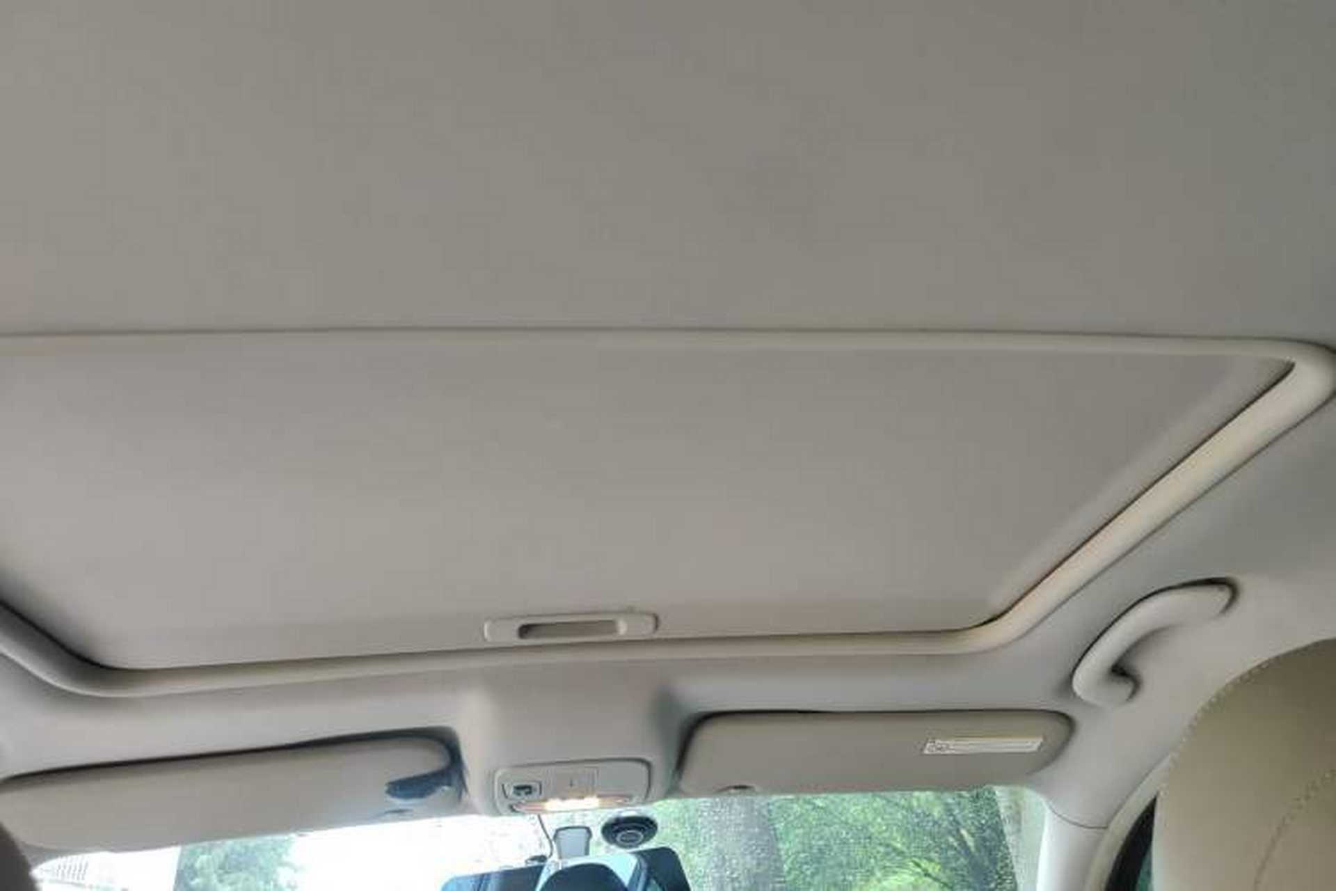 Used Citroen C5 2011 2.0L Manual Comfort Edition Headliner