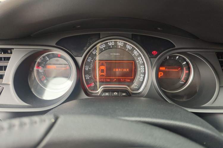 Used Citroen C5 2011 2.0L Automatic Comfort Edition Instrument Cluster