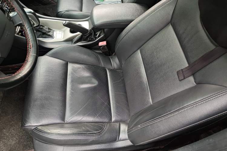 Used Citroen C5 2011 Dongfang Zhilü 2.3L Automatic Luxury Model Left Front Seat