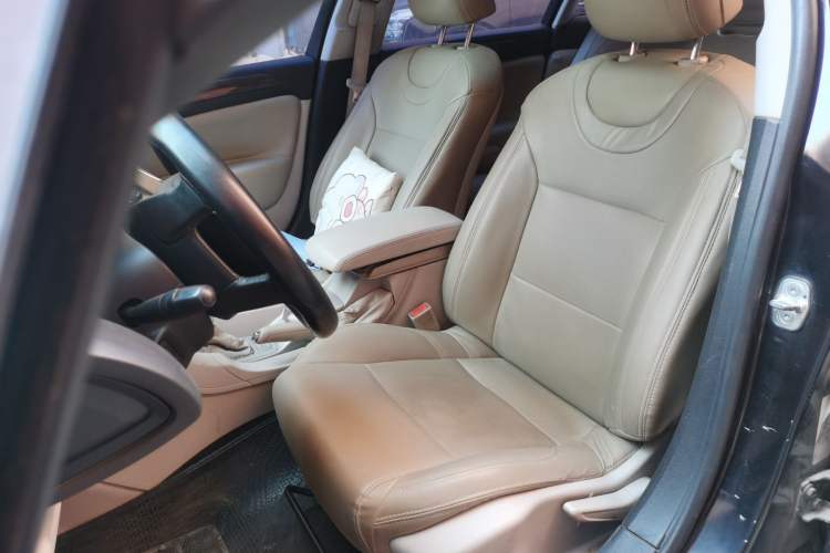 Used Citroen C5 2011 2.0L Automatic Comfort Edition Left Front Seat