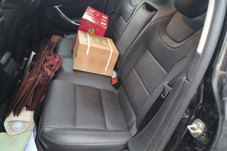 Used Citroen C5 2011 2.3L Automatic Zunyu Version Left Rear Seat