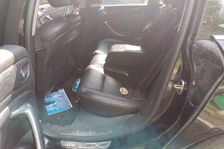 Used Citroen C5 2011 Dongfang Zhilü 2.3L Automatic Luxury Model Left Rear Seat