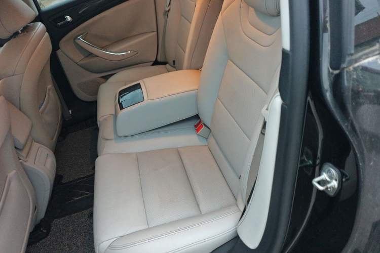 Used Citroen C5 2011 2.3L Automatic Zunyu Version Left Rear Seat