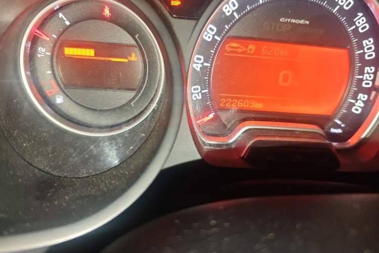 Used Citroen C5 2011 2.3L Automatic Zunyu Version Odometer Close Up