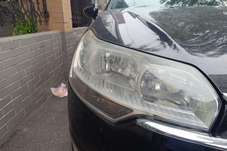 Used Citroen C5 2011 2.3L Automatic Zunyu Version Right Front Headlight