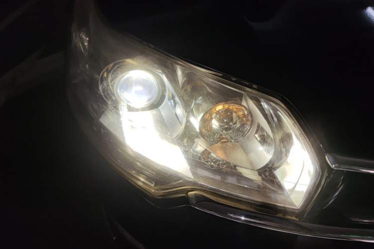 Used Citroen C5 2011 2.3L Automatic Prestige Edition Right Front Headlight