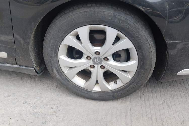 Used Citroen C5 2011 2.3L Automatic Zunyu Version Right Front Wheel Hub