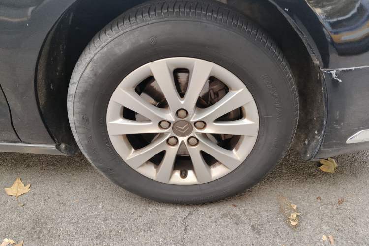 Used Citroen C5 2011 Dongfang Zhilü 2.3L Zunya Model Right Front Wheel Hub