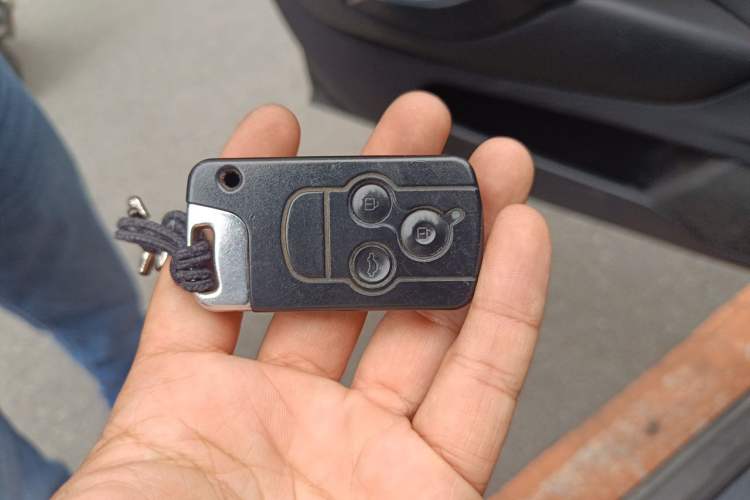 Used Citroen C5 2011 2.3L Automatic Zunyu Version Vehicle Key