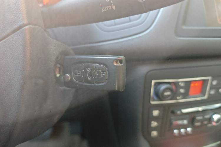 Used Citroen C5 2011 Dongfang Zhilü 2.3L Automatic Zunyu Model Vehicle Key