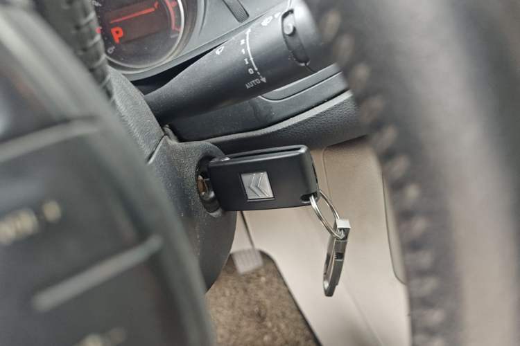 Used Citroen C5 2011 2.3L Automatic Zunyu Version Vehicle Key