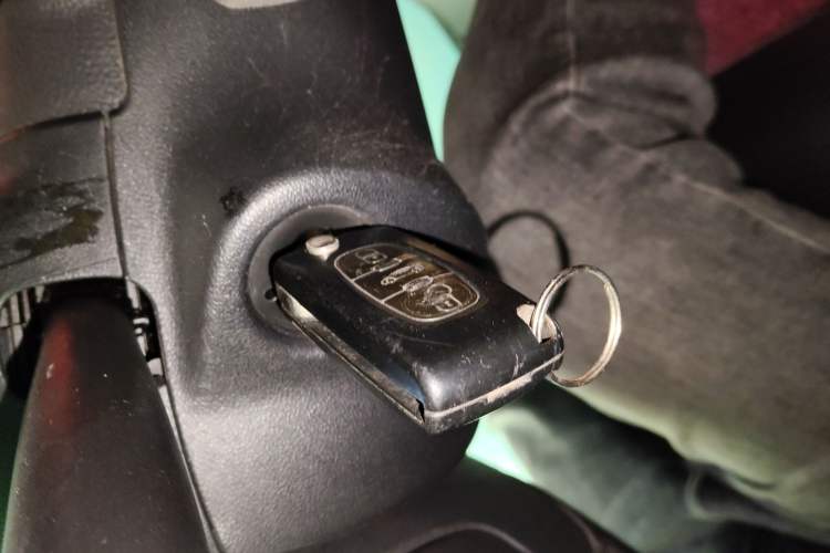 Used Citroen C5 2011 2.3L Automatic Zunyu Version Vehicle Key