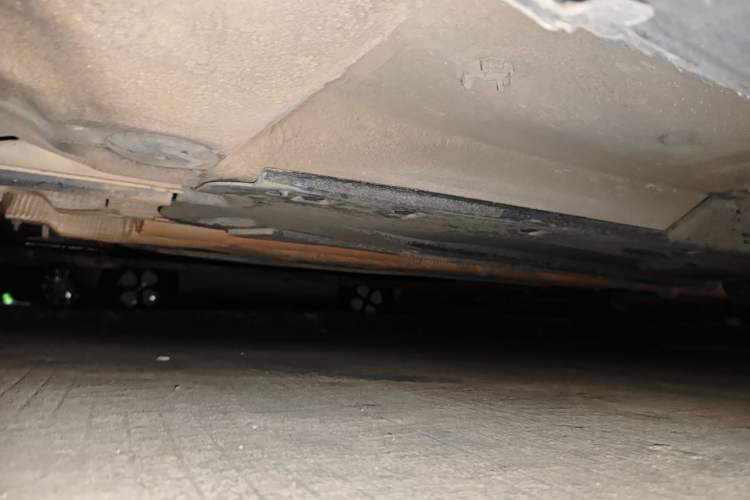 Used Citroen C5 2011 2.3L Automatic Zunyu Version Chassis Front Left