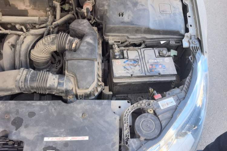 Used Citroen C5 2011 Dongfang Zhilü 2.3L Automatic Luxury Model Engine Bay Left