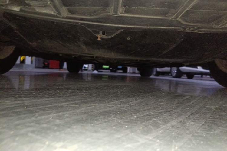 Used Citroen C5 2011 2.3L Automatic Zunya Edition Chassis Front