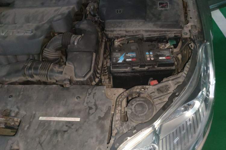 Used Citroen C5 2011 2.3L Automatic Zunyu Version Engine Bay Left