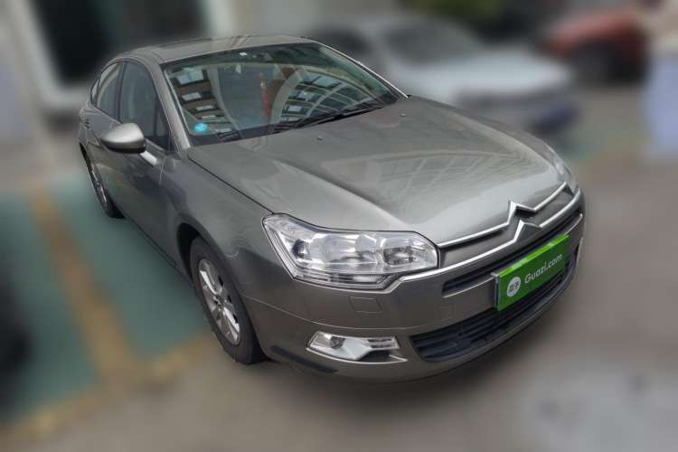 Used Citroen C5 2011 2.0L Manual Comfort Edition Front Right 45 Deg