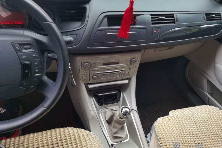 Used Citroen C5 2011 2.0L Manual Comfort Edition Gear Lever
