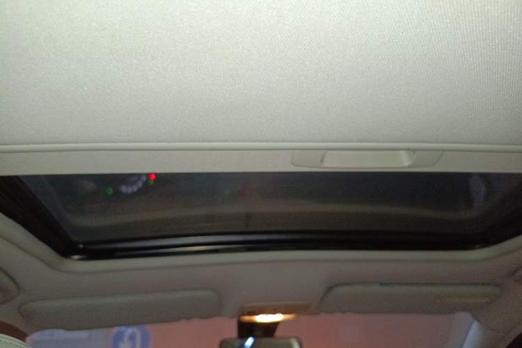 Used Citroen C5 2011 2.3L Automatic Zunya Edition Headliner
