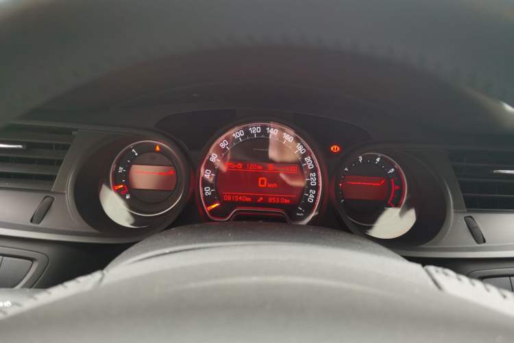 Used Citroen C5 2011 2.0L Manual Comfort Edition Instrument Cluster