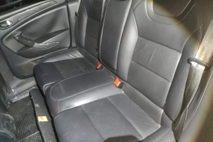 Used Citroen C5 2011 2.3L Automatic Zunyu Version Left Rear Seat