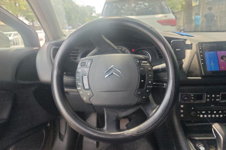 Used Citroen C5 2011 Dongfang Zhilü 2.3L Automatic Zunyu Model Steering Wheel