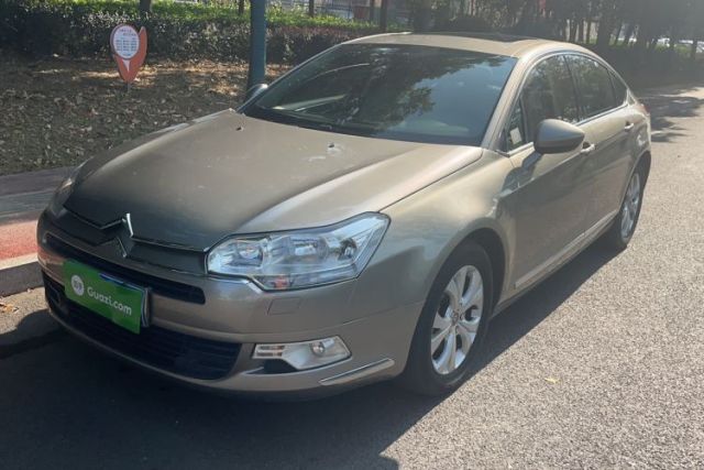 Citroen C5 2011 2.3L Automatic Zunyu Version с пробегом