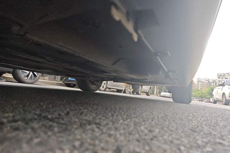 Used Citroen C5 2011 2.3L Automatic Zunyu Version Chassis Front Left