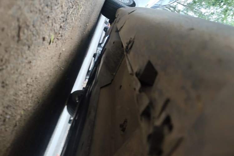Used Citroen C5 2011 Dongfang Zhilü 2.3L Automatic Zunyu Model Chassis Front Right
