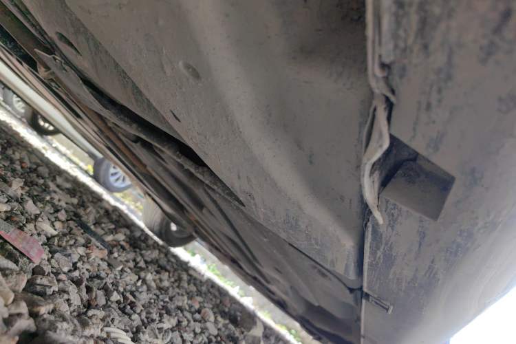 Used Citroen C5 2011 2.3L Automatic Zunyu Version Chassis Rear Right
