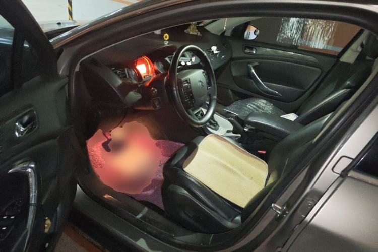 Used Citroen C5 2011 Dongfang Zhilü 2.3L Automatic Luxury Model Driver Seat