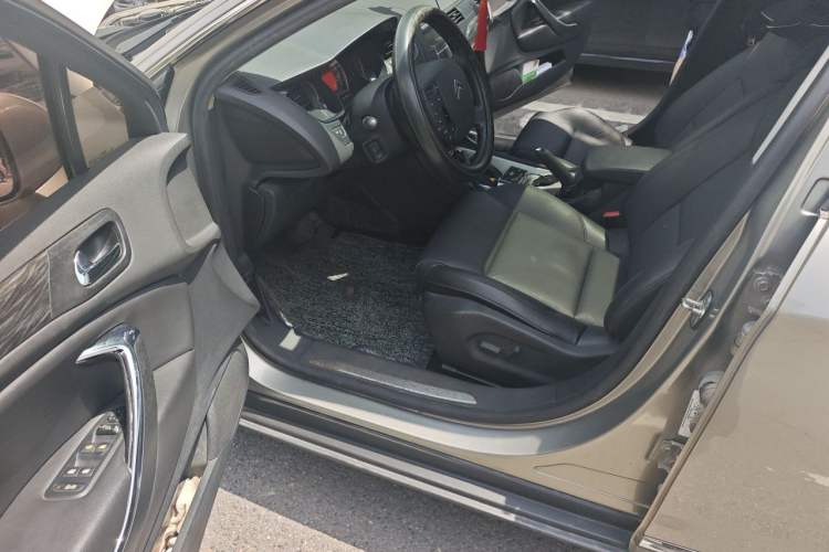 Used Citroen C5 2011 2.3L Automatic Zunyu Version Driver Seat