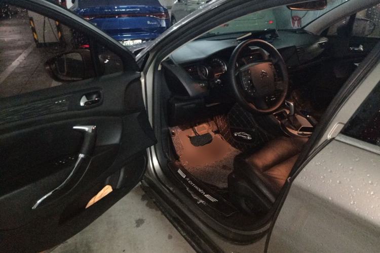 Used Citroen C5 2011 Dongfang Zhilü 2.3L Automatic Luxury Model Driver Seat
