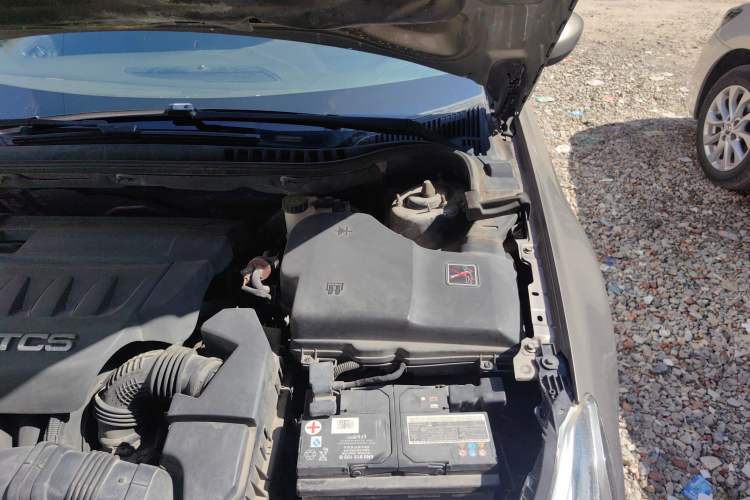 Used Citroen C5 2011 2.3L Automatic Zunyu Version Engine Bay Left