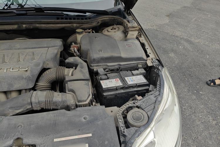 Used Citroen C5 2011 2.3L Automatic Zunyu Version Engine Bay Left