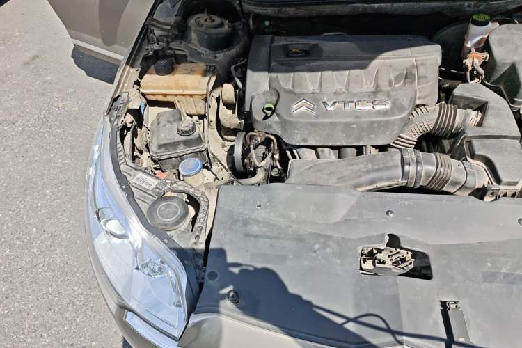 Used Citroen C5 2011 2.3L Automatic Prestige Edition Engine Bay Right