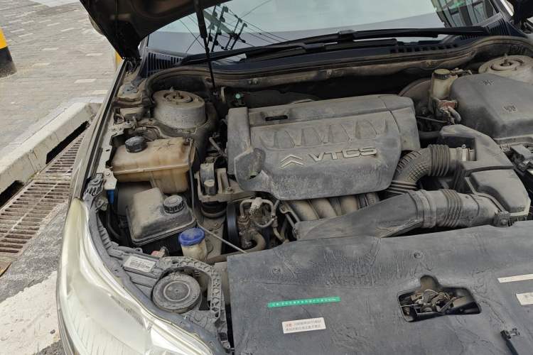 Used Citroen C5 2011 2.3L Automatic Zunyu Version Engine Bay Right