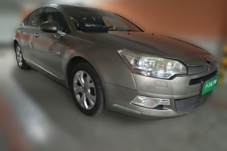Used Citroen C5 2011 Dongfang Zhilü 2.3L Automatic Luxury Model Front Right 45 Deg