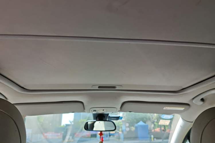 Used Citroen C5 2011 2.3L Automatic Prestige Edition Headliner