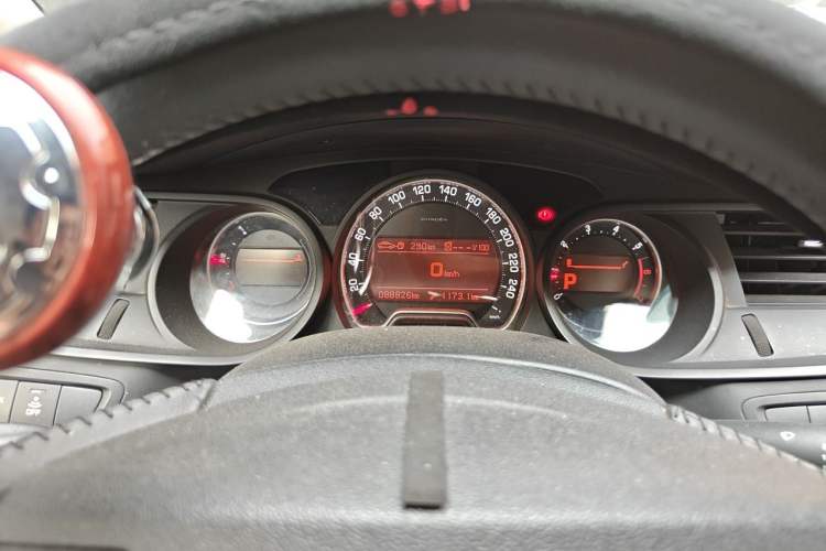 Used Citroen C5 2011 2.3L Automatic Zunya Edition Instrument Cluster