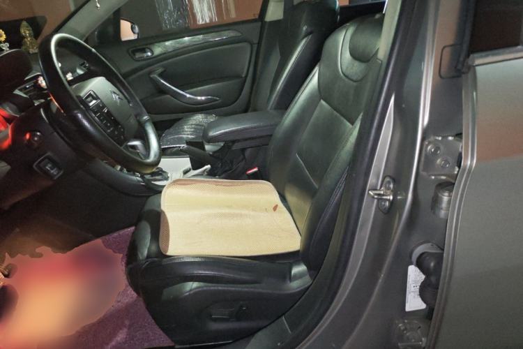 Used Citroen C5 2011 Dongfang Zhilü 2.3L Automatic Luxury Model Left Front Seat