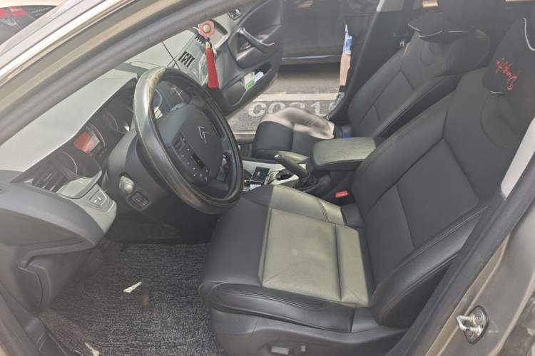 Used Citroen C5 2011 2.3L Automatic Zunyu Version Left Front Seat