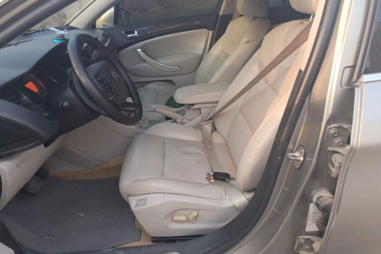 Used Citroen C5 2011 Dongfang Zhilü 2.3L Automatic Luxury Model Left Front Seat