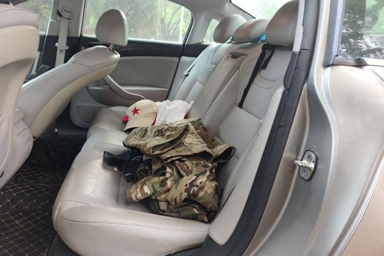 Used Citroen C5 2011 Dongfang Zhilü 2.3L Automatic Zunyu Model Left Rear Seat