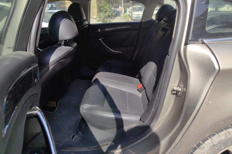 Used Citroen C5 2011 2.3L Automatic Zunyu Version Left Rear Seat