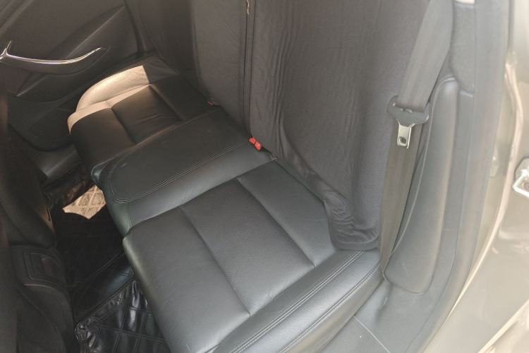 Used Citroen C5 2011 2.3L Automatic Zunyu Version Left Rear Seat