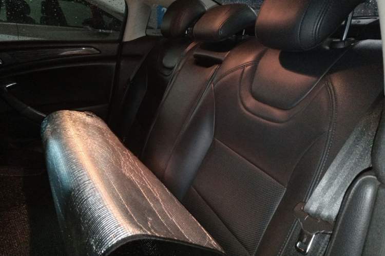 Used Citroen C5 2011 Dongfang Zhilü 2.3L Automatic Luxury Model Left Rear Seat