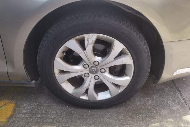 Used Citroen C5 2011 2.3L Automatic Zunyu Version Right Front Wheel Hub